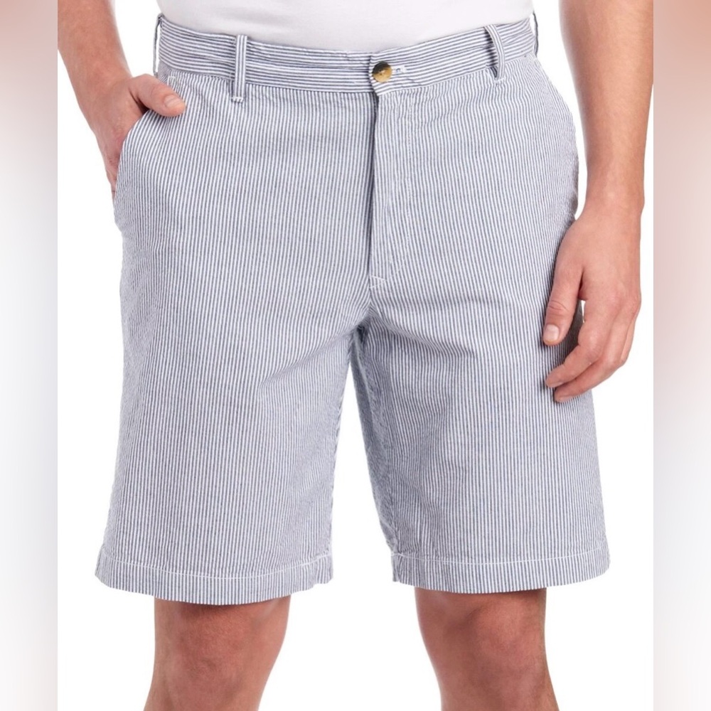 MENS IZOD SANDY BAY SEERSUCKER FLAT FRONT BLUE STRIPED SHORTS Size 40